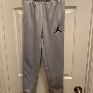 Boys Jordan jogging pants